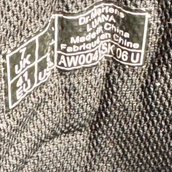 Dr. Martens Women’s Luana Leather Boots Cherry Red Smooth Sz 9 - Picture 15 of 16